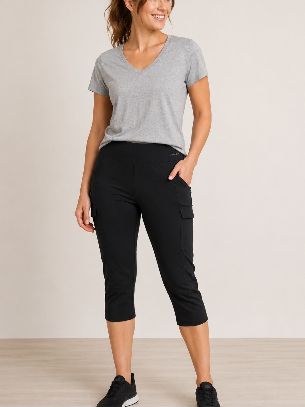 Eddie Bauer Cargo Capri Pants Women’s 14 Black Hiking Travel Performance Outdoor